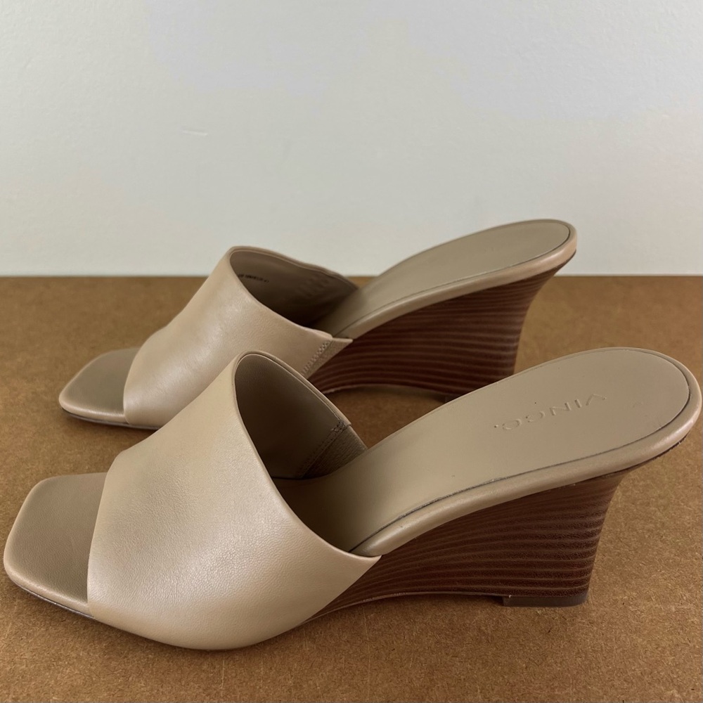 NEW VINCE BEIGE LEATHER WEDGE SANDALS - Picture 7 of 12